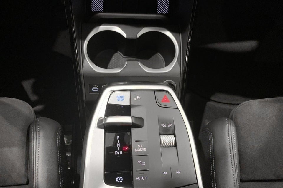 BMW iX2 eDrive20 M-Sport 5d