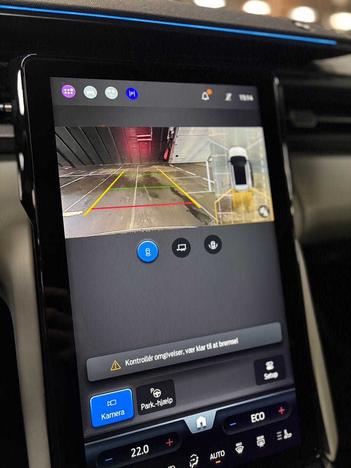 Ford Explorer 77 Premium Extended Range 5d