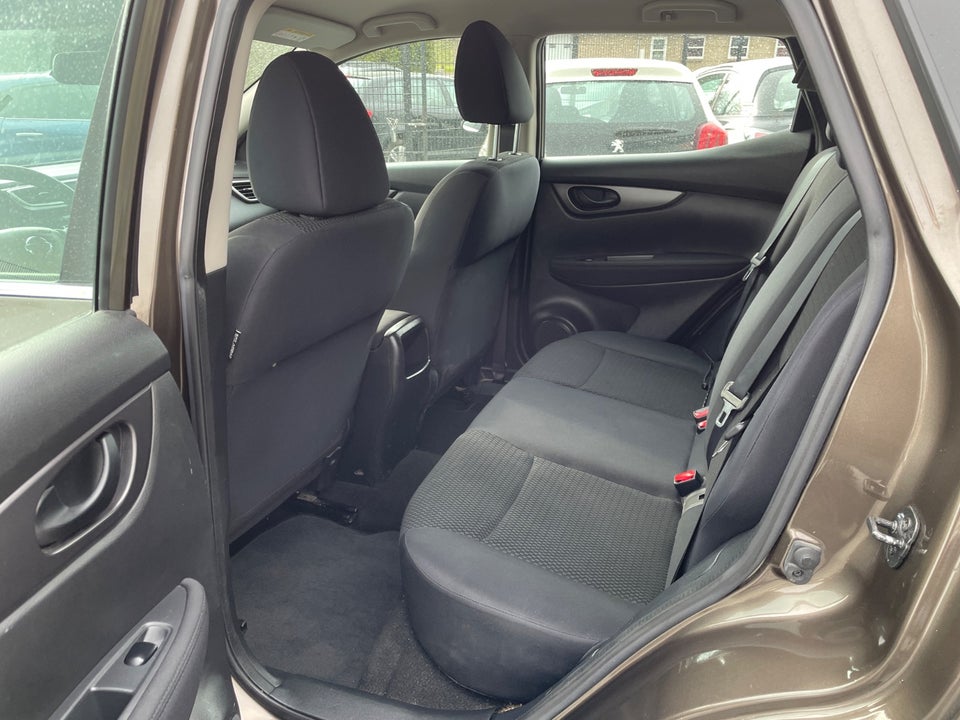 Nissan Qashqai 1,2 Dig-T 115 Visia 5d