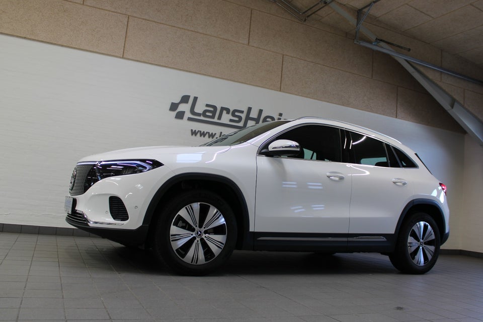Mercedes EQA250 Progressive 5d