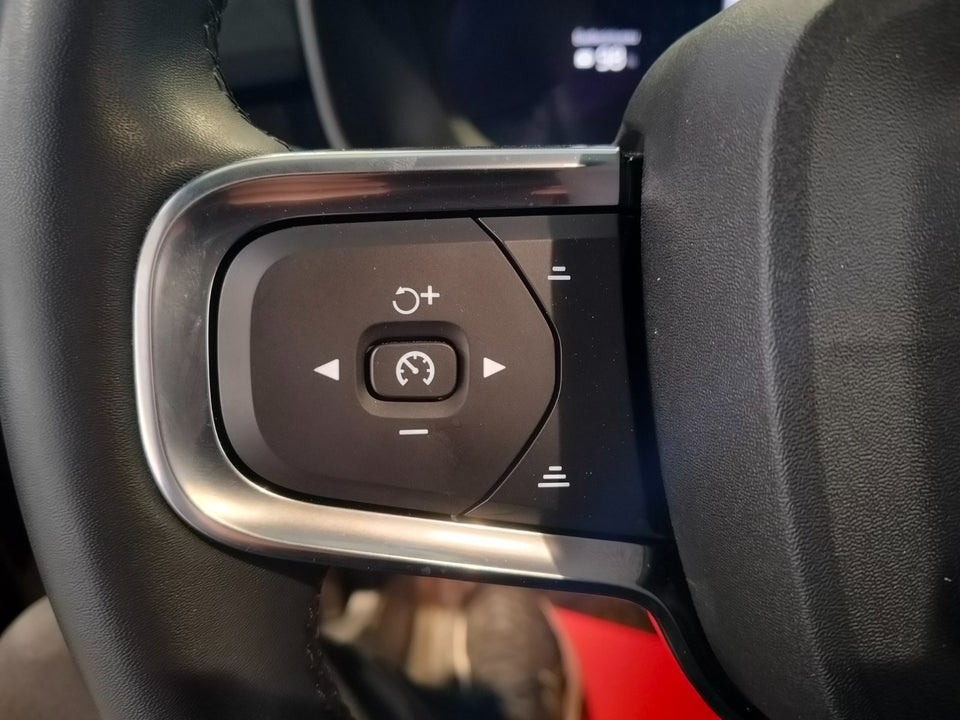 Volvo XC40 P6 ReCharge Core 5d