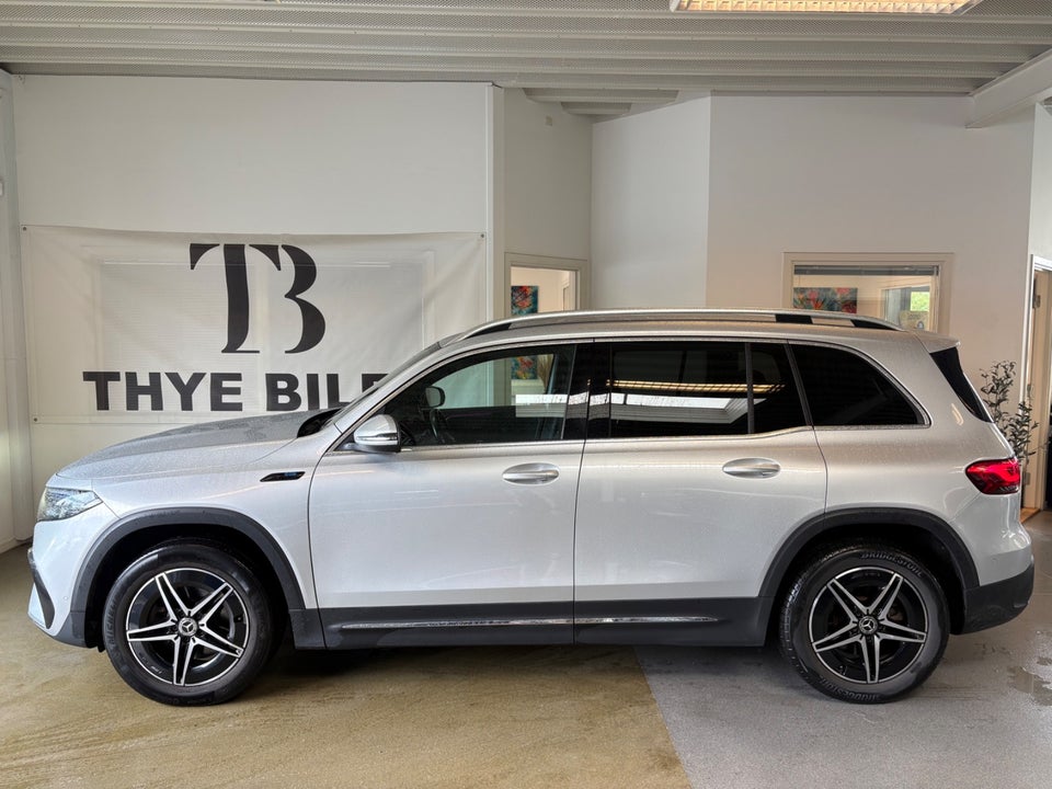 Mercedes EQB250 AMG Line 5d