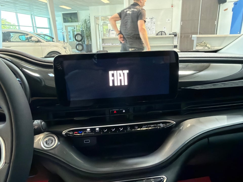Fiat 500e 42  3d