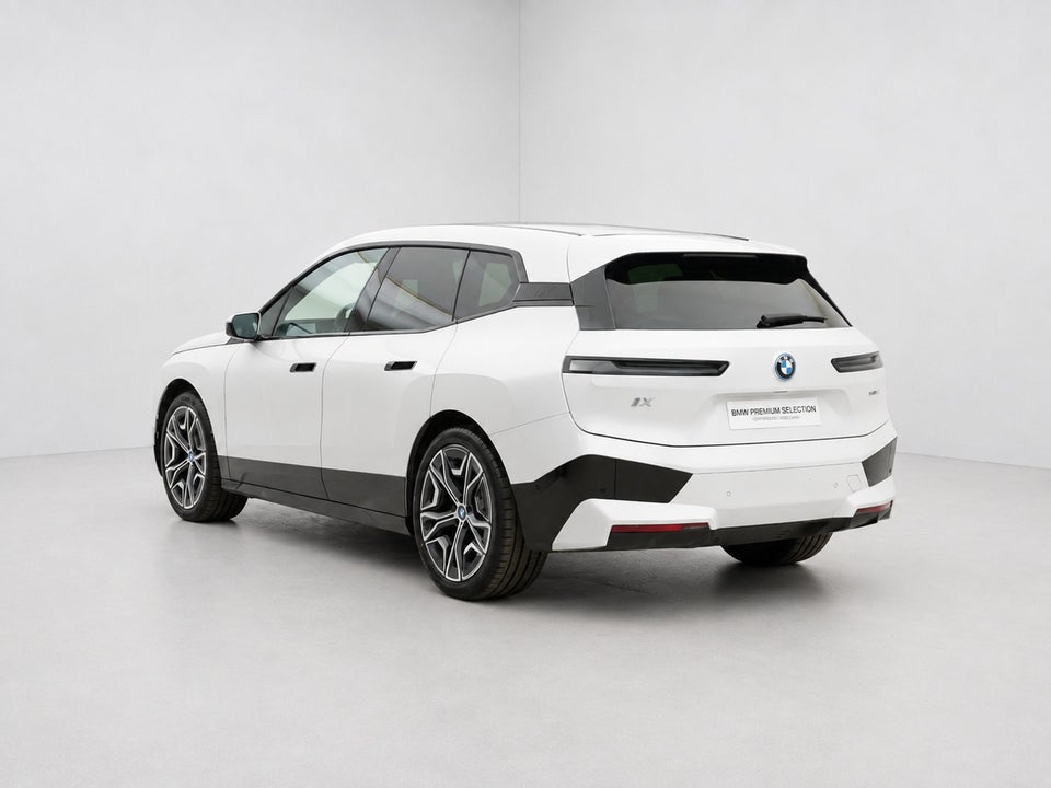 BMW iX xDrive40 Fully Charged M-Sport 5d