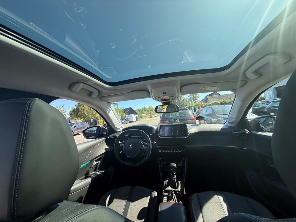 Peugeot 208 1,5 BlueHDi 100 Allure Sky 5d