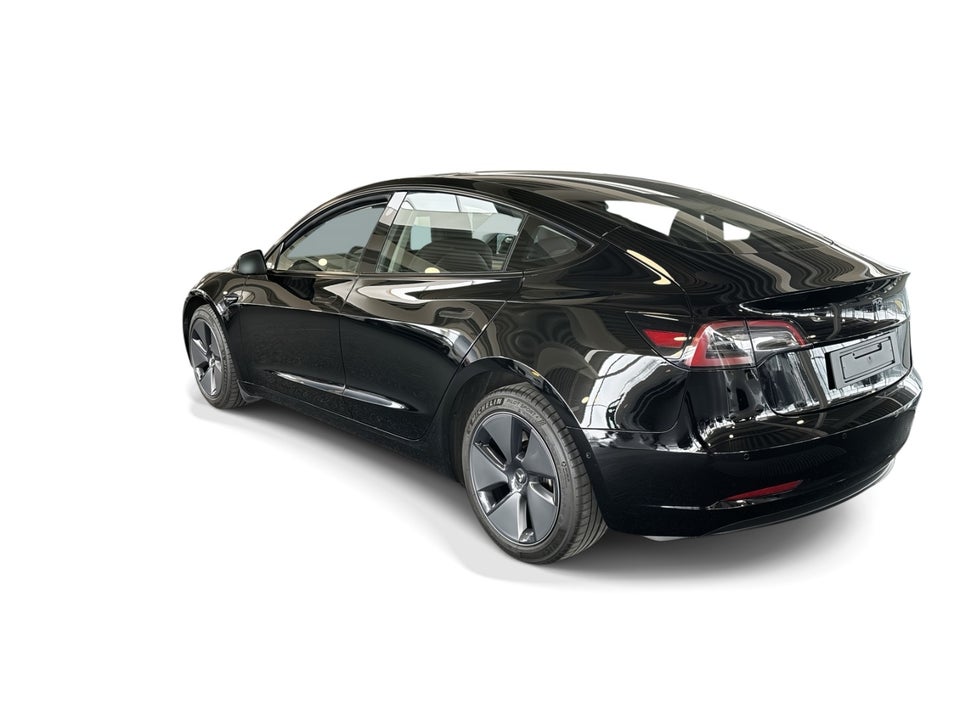 Tesla Model 3 RWD 4d