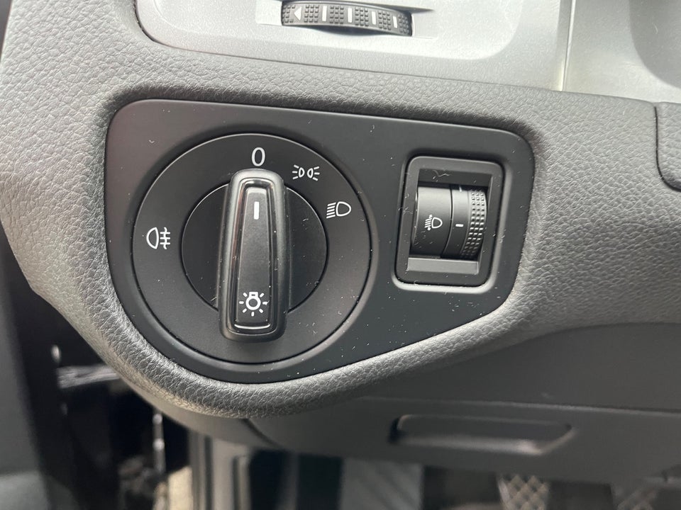 VW Golf VII 1,2 TSi 105 Comfortline Variant BMT 5d