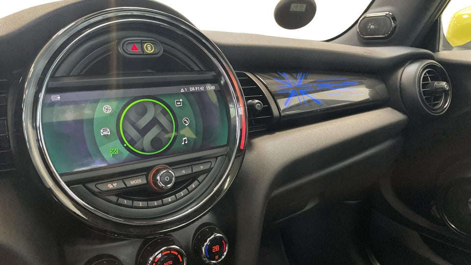 MINI Cooper SE Maximise 3d