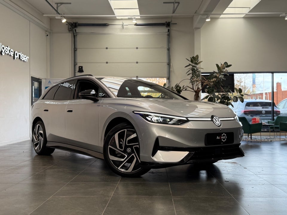 VW ID.7 77 Style Tourer 5d