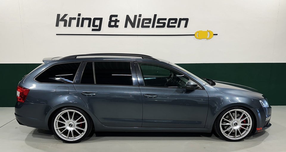 Skoda Octavia 2,0 TSi 220 RS Combi DSG 5d