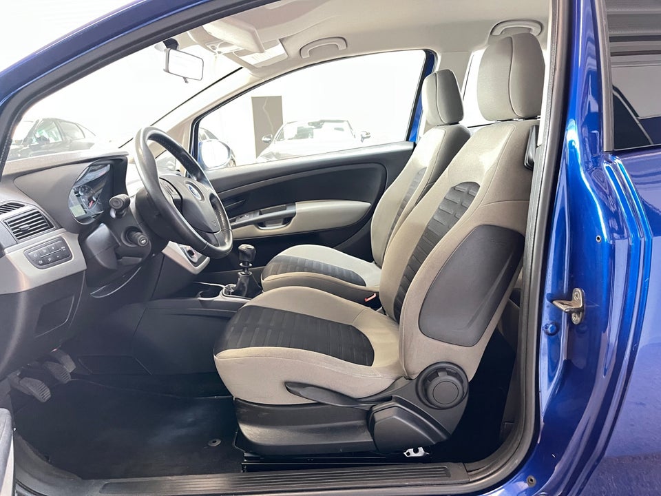 Fiat Punto 1,2 16V Dynamic 3d