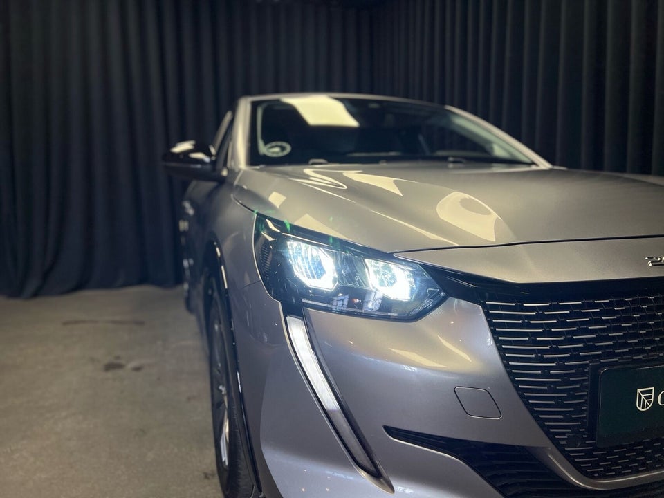 Peugeot e-208 50 Active Pack 5d