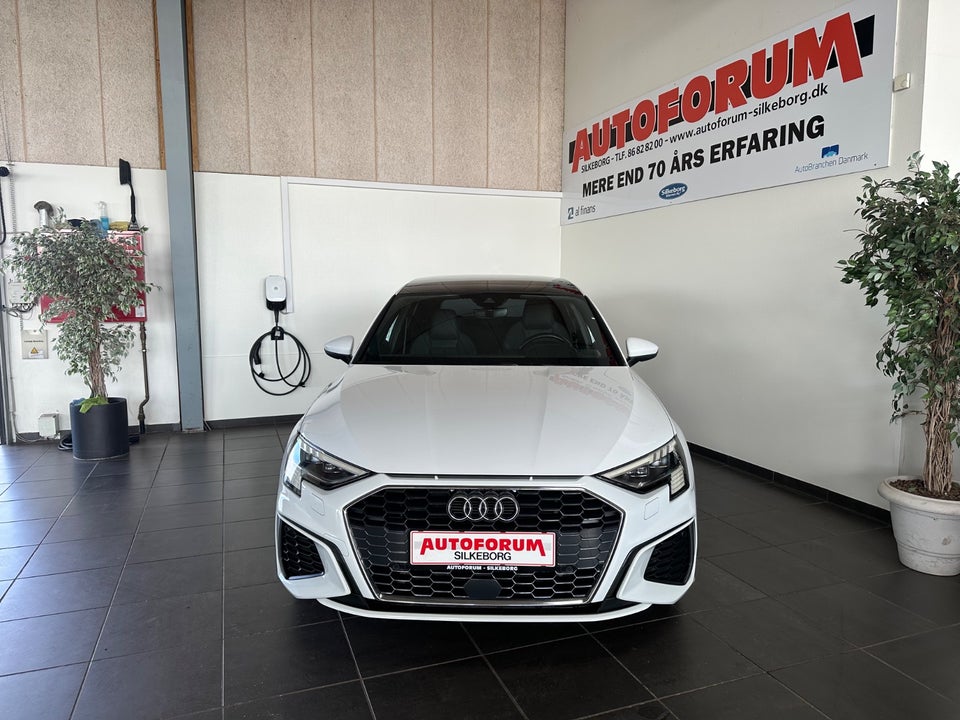 Audi A3 40 TFSi e S-line Sportback S-tr. 5d
