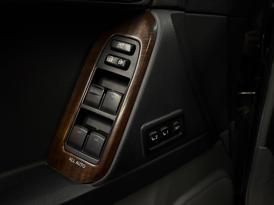 Toyota Land Cruiser 3,0 D-4D T3 aut. 5d