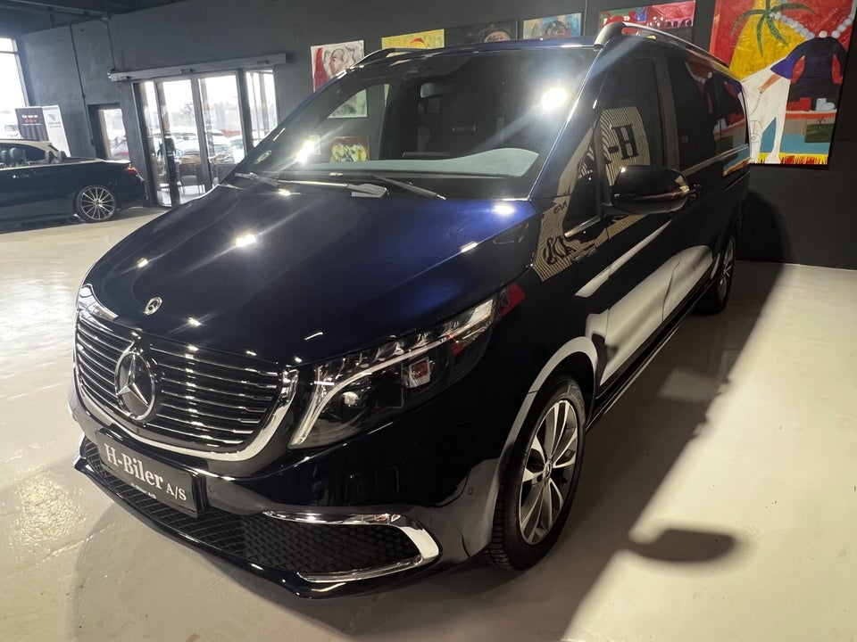 Mercedes EQV300 Avantgarde XL Van
