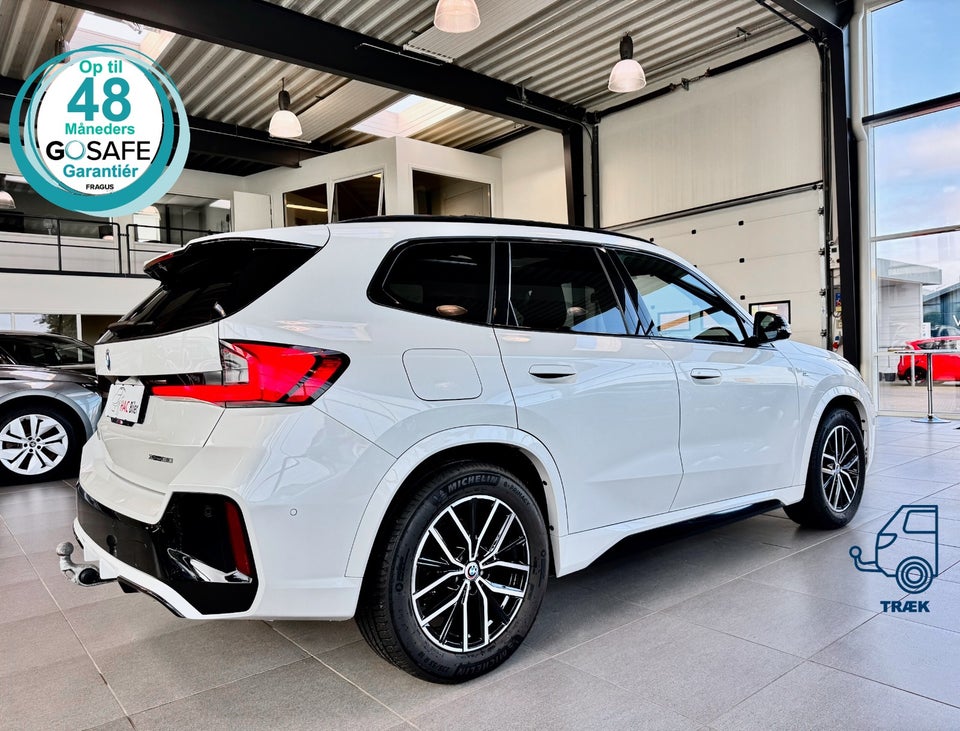 BMW iX1 xDrive30 Fully Charged M-Sport 5d