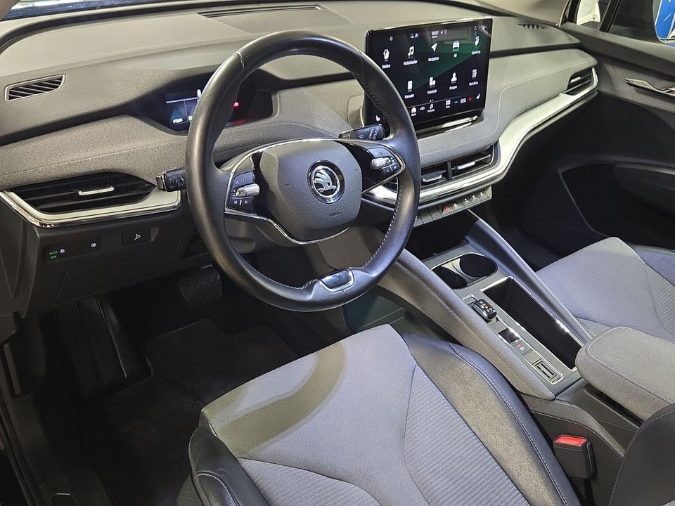 Skoda Enyaq 60 iV Plus 5d
