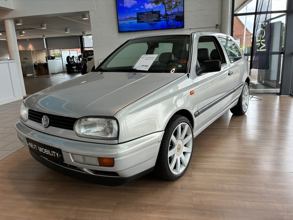 VW Golf III 1,8 CL 5d