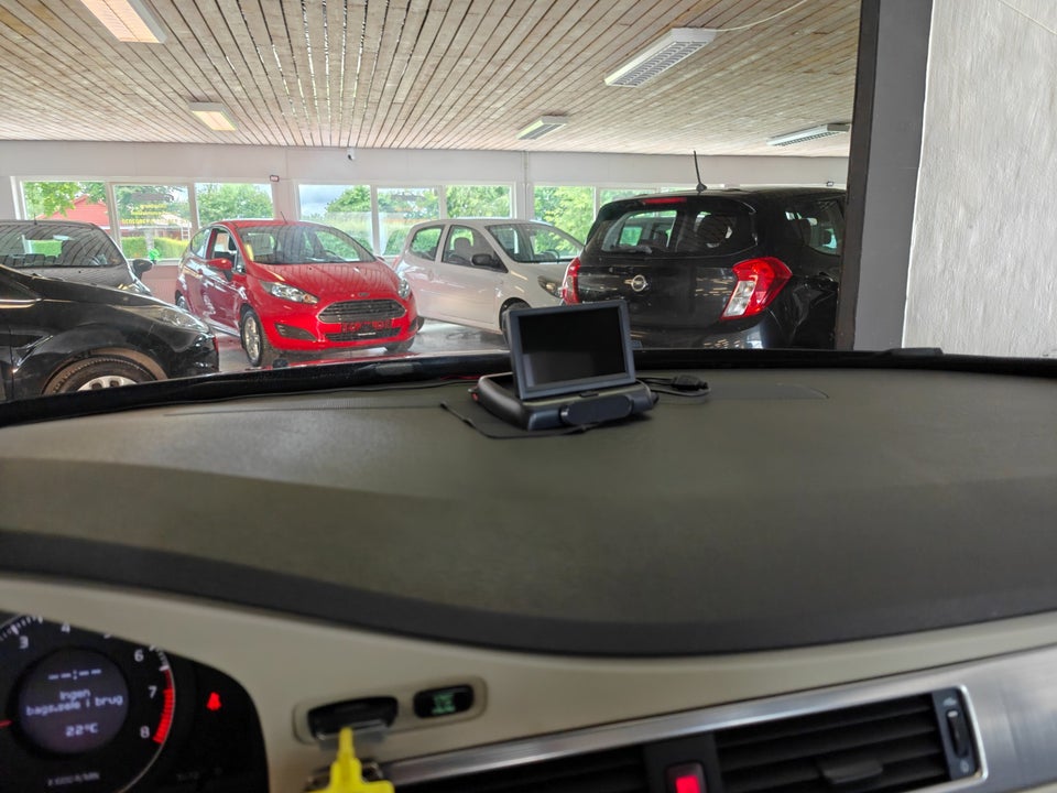 Volvo V70 2,5 T Momentum 5d