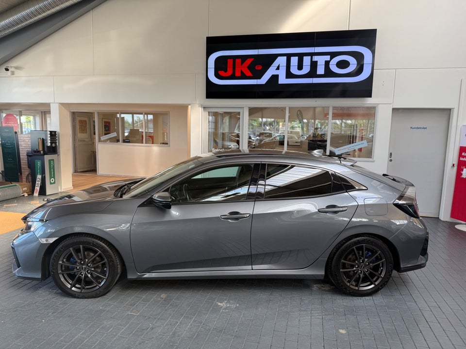 Honda Civic 1,0 VTEC Turbo Elegance CVT 5d