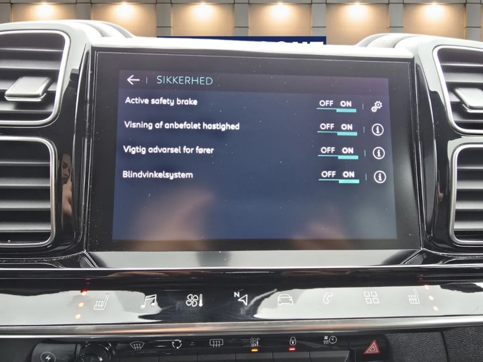 Citroën C5 Aircross 1,6 Hybrid Iconic EAT8 5d