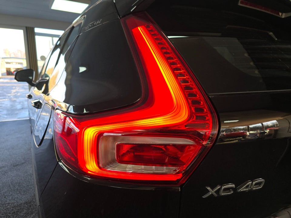 Volvo XC40 P8 ReCharge Twin R-Design 5d