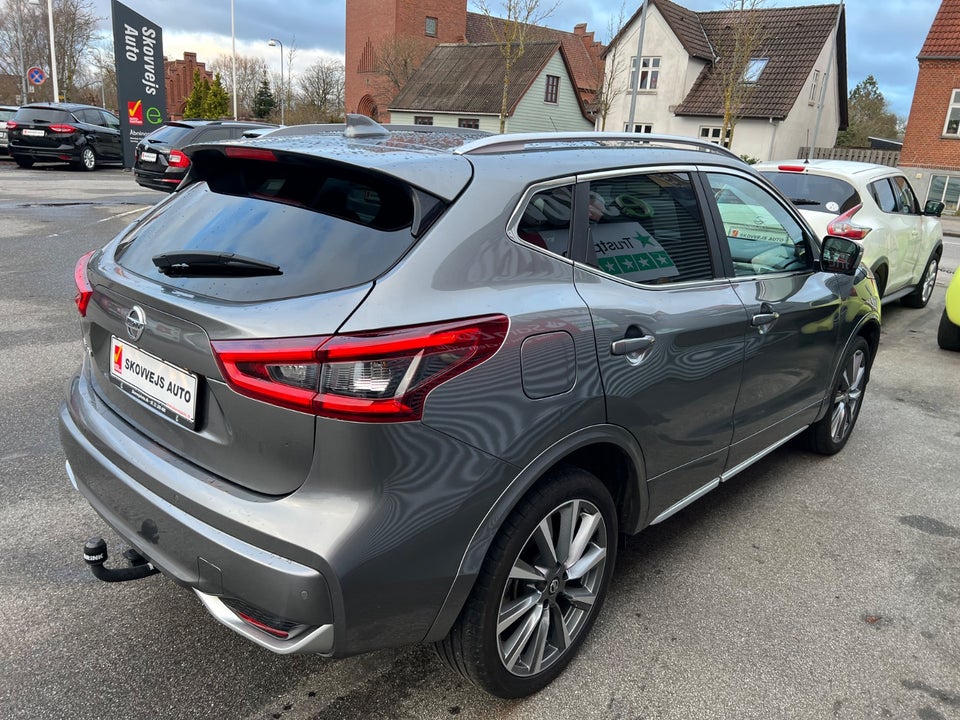 Nissan Qashqai 1,3 Dig-T 140 Tekna 5d