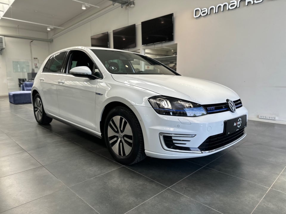 VW Golf VII 1,4 GTE Highline DSG 5d