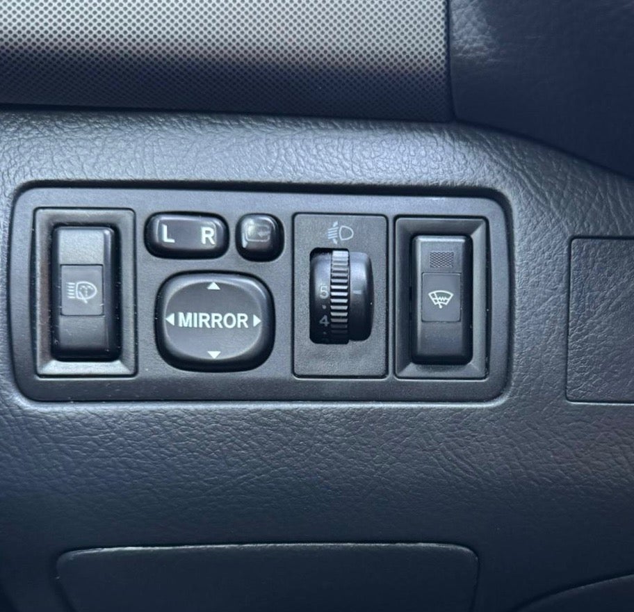 Toyota Avensis 1,8 VVT-i Terra stc. 5d
