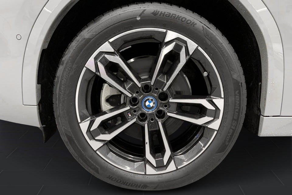 BMW iX2 xDrive30 M-Sport 5d