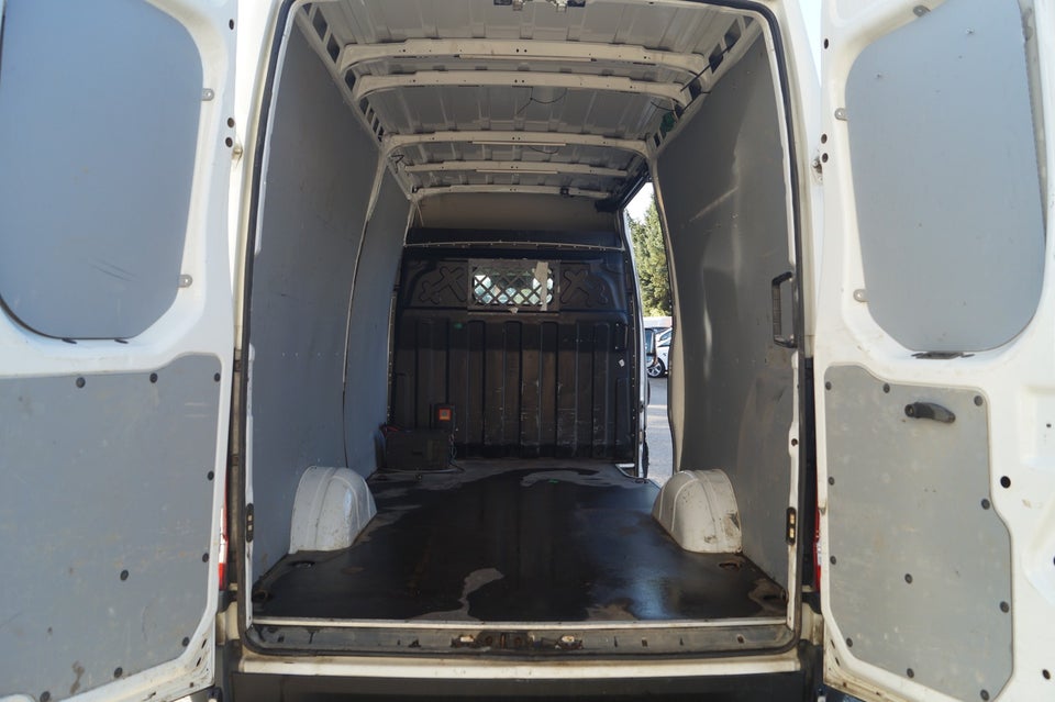 Iveco Daily 3,0 35S18 12m³ Van AG8