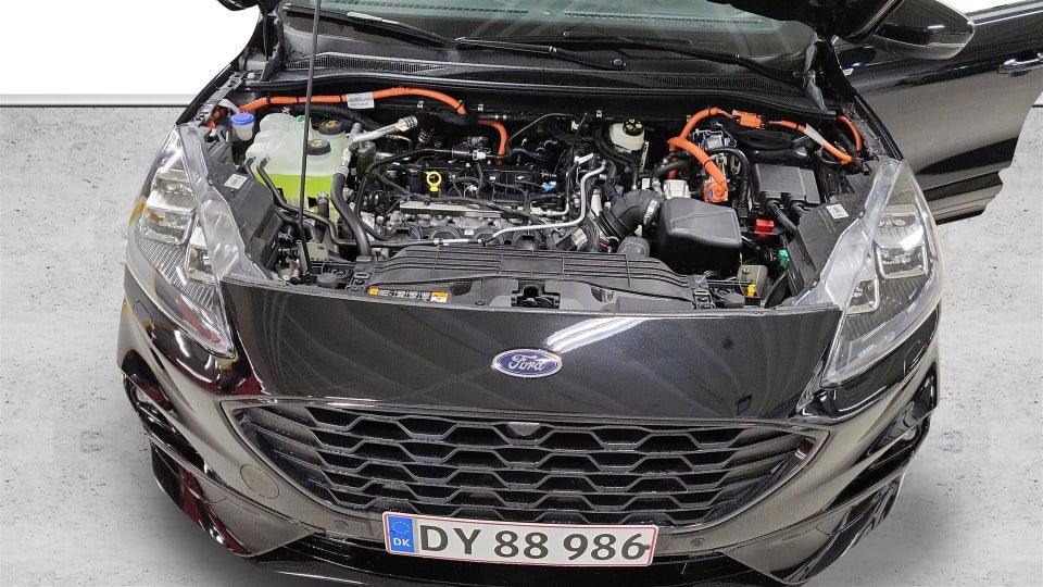 Ford Kuga 2,5 PHEV ST-Line X CVT 5d