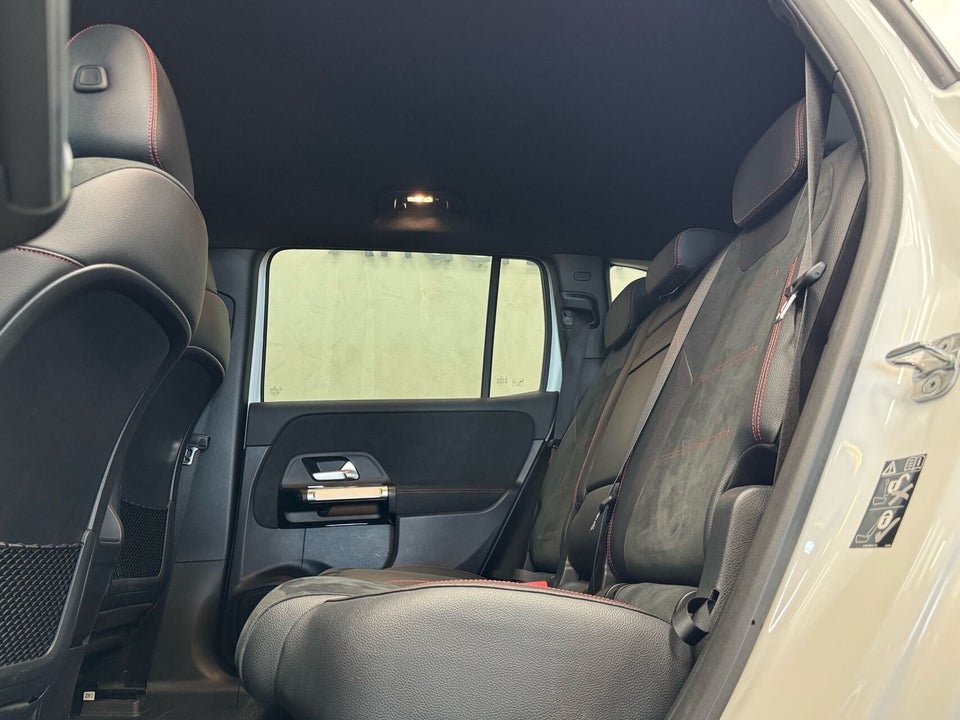Mercedes EQB250 AMG Line 5d