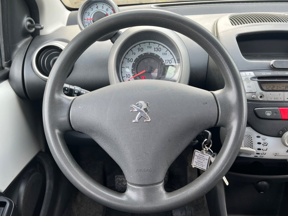 Peugeot 107 1,0 Active 5d