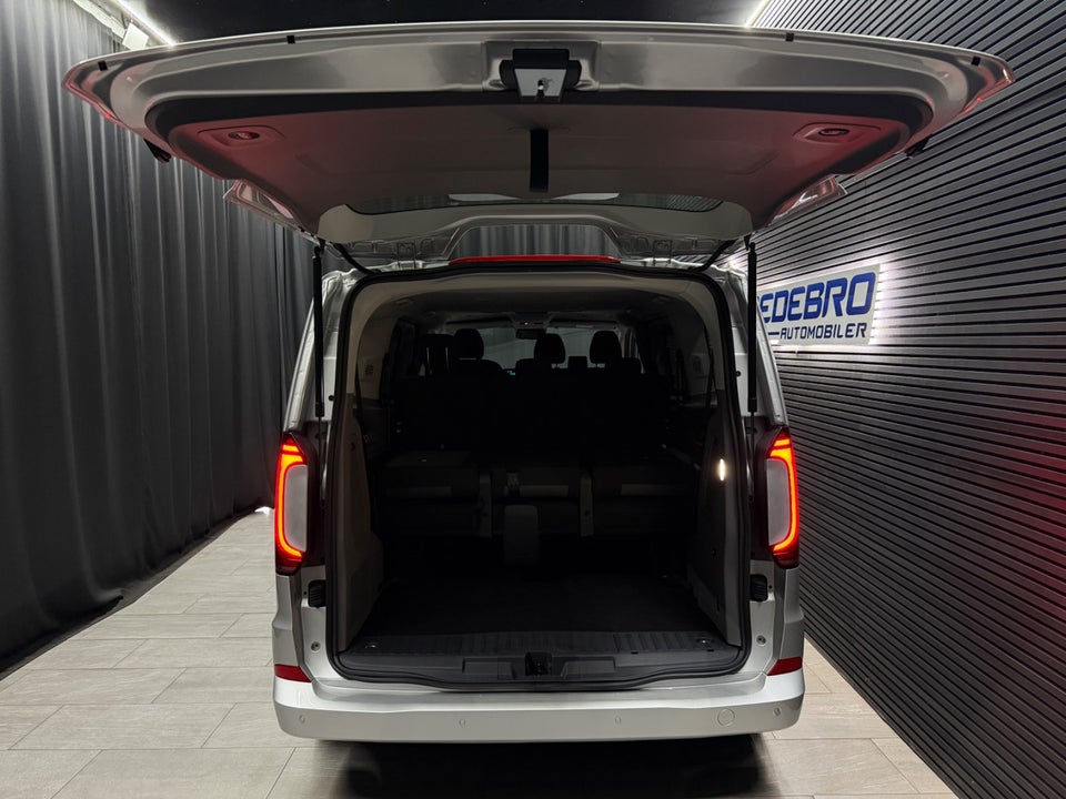 VW e-Caravelle 64 Life SWB