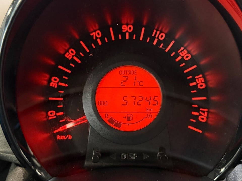 Citroën C1 1,0 VTi Shine 5d