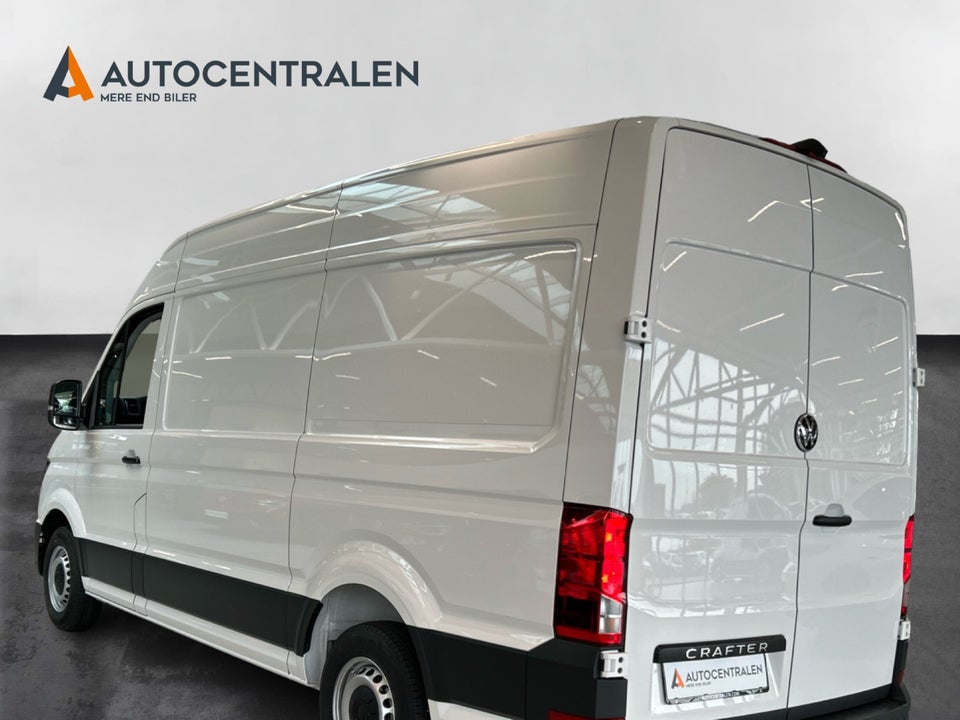 VW Crafter 35 2,0 TDi 140 Kassevogn L3H2