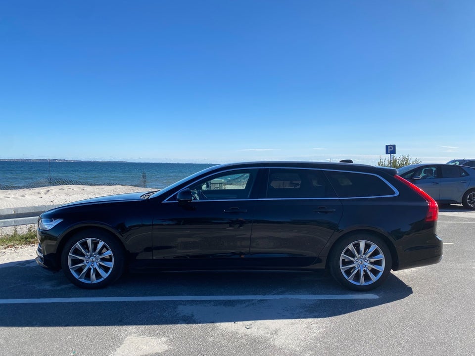 Volvo V90 2,0 T8 390 Momentum aut. AWD 5d