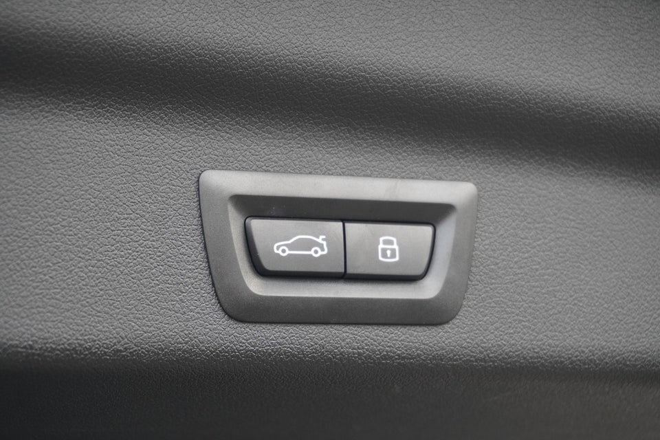 BMW iX1 xDrive30 M-Sport 5d