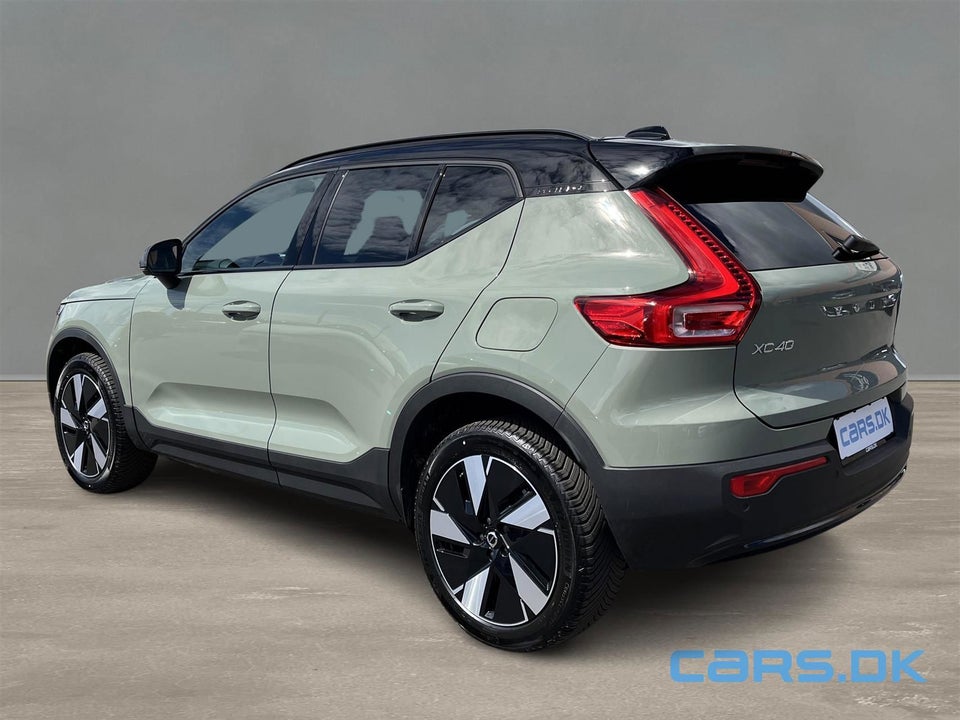 Volvo XC40 ReCharge Extended Range Plus 5d