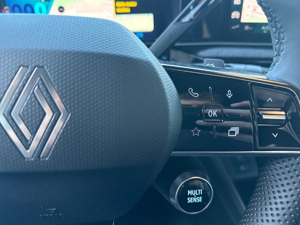 Renault 4 E-Tech 52 Techno 5d