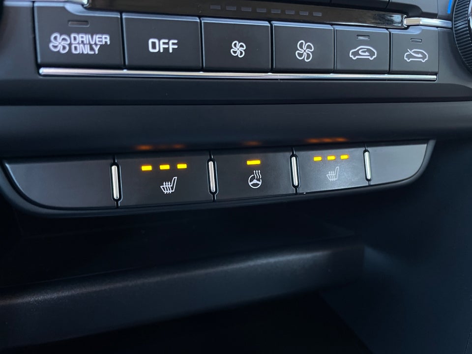 Kia Ceed 1,6 PHEV Upgrade SW DCT 5d