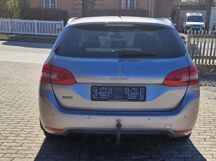 Peugeot 308 1,6 BlueHDi 120 Allure SW EAT6 5d