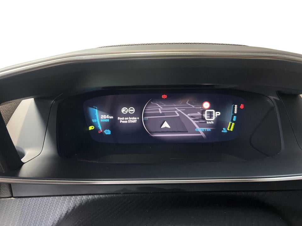 Peugeot e-2008 50 GT 5d