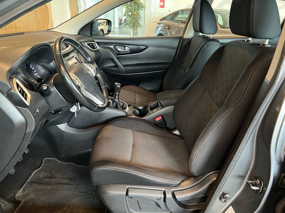 Nissan Qashqai 1,2 Dig-T 115 Acenta 5d