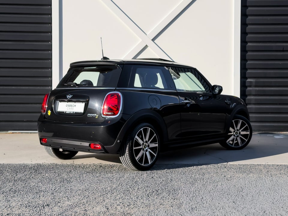 MINI Cooper SE Younique Trim 3d