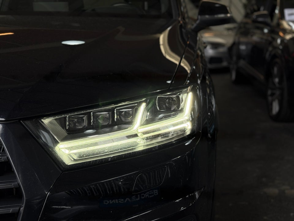 Audi SQ7 4,0 TDi quattro Tiptr. 7prs 5d