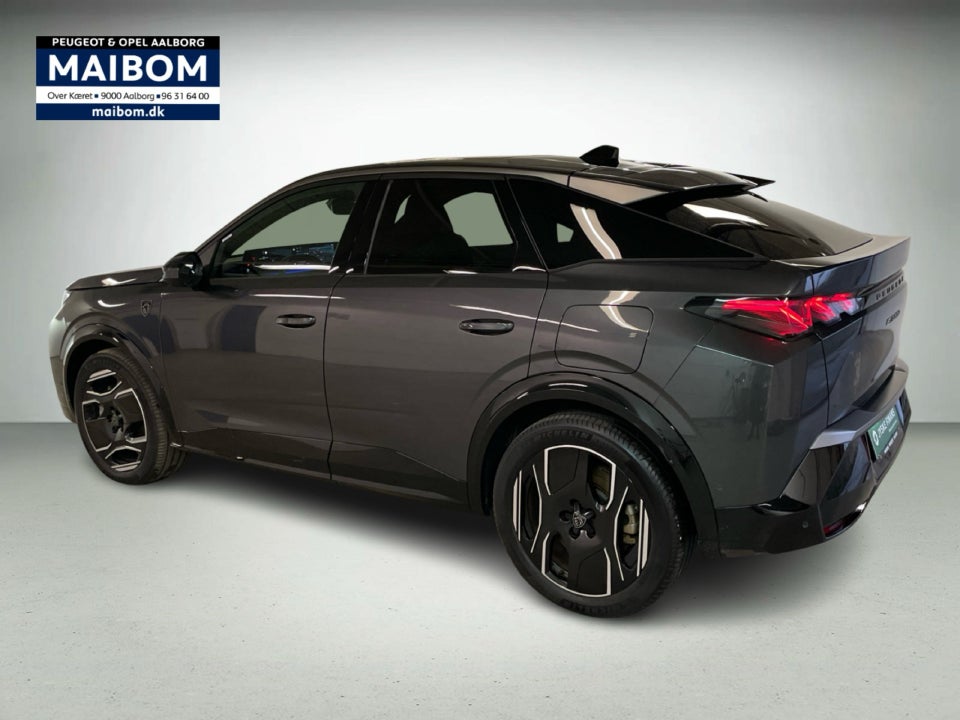 Peugeot e-3008 77 GT Pack 5d