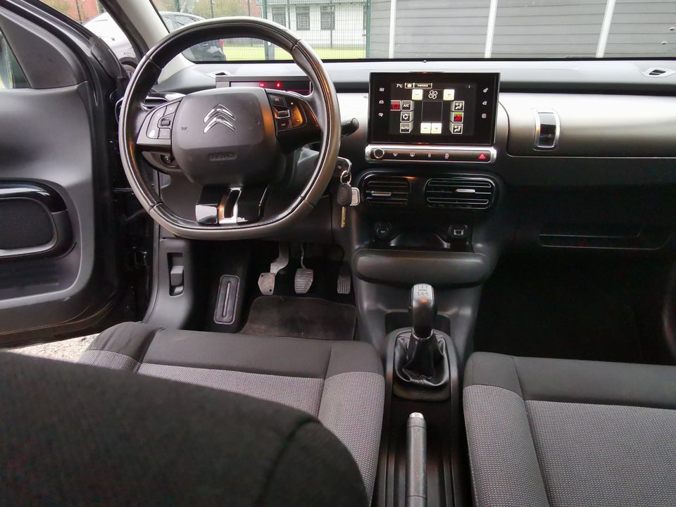 Citroën C4 Cactus 1,6 BlueHDi 100 Challenge 5d