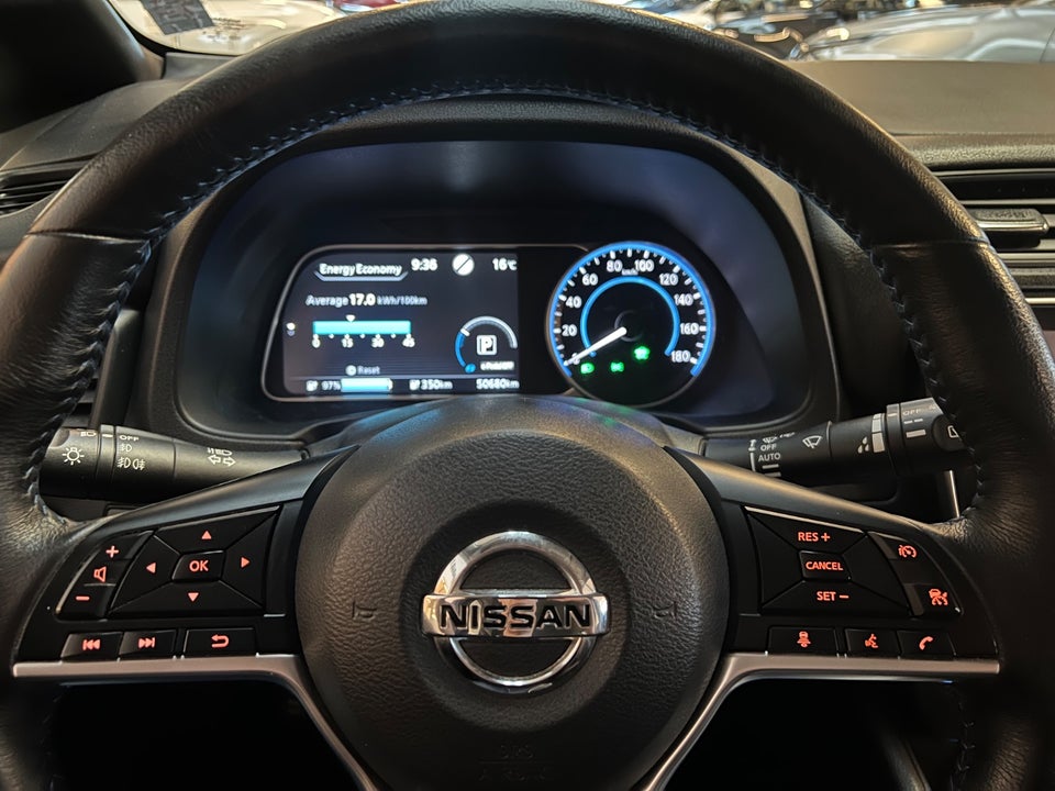 Nissan Leaf 62 e+ Acenta 5d